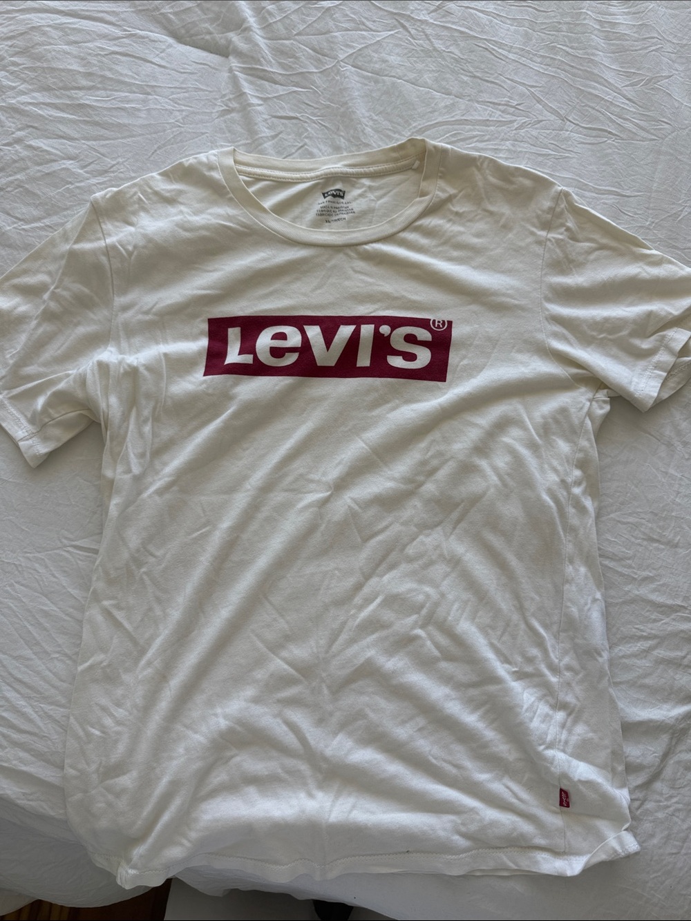 Levi's White Crewneck Tee with Maroon Logo